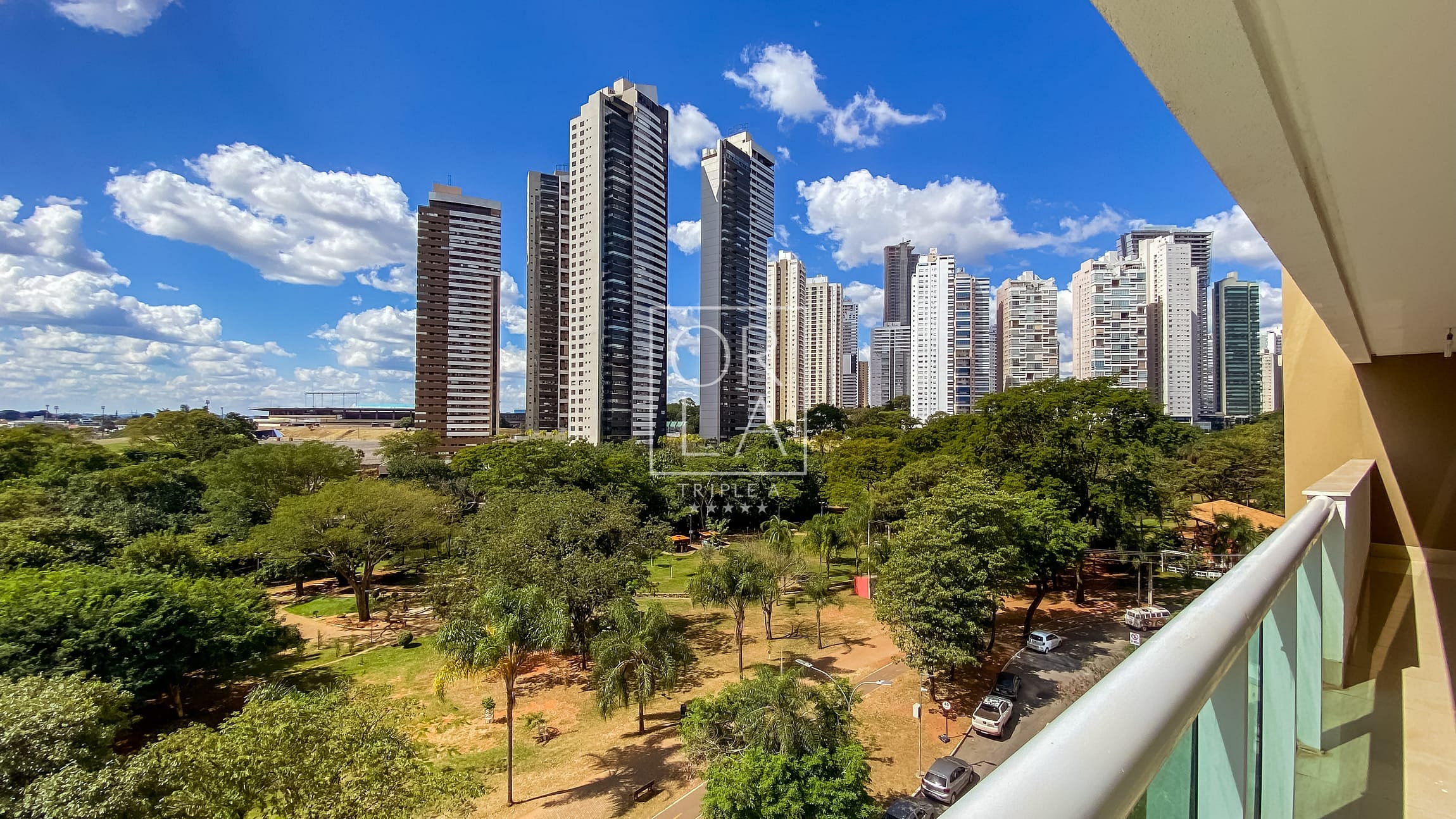 Apartamento padrão à Venda, Jardim Goiás, Goiânia, GO