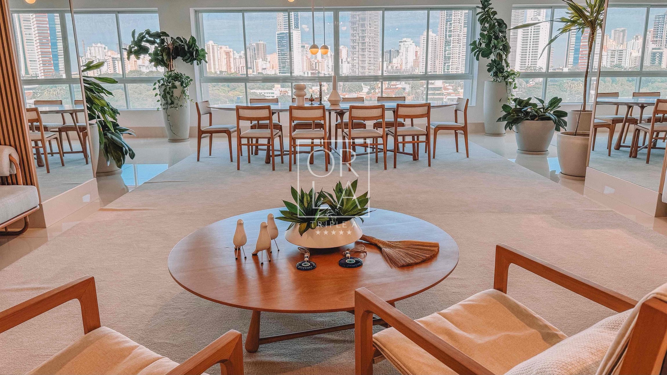 Casa Opus Areião Mobiliado | 411m²