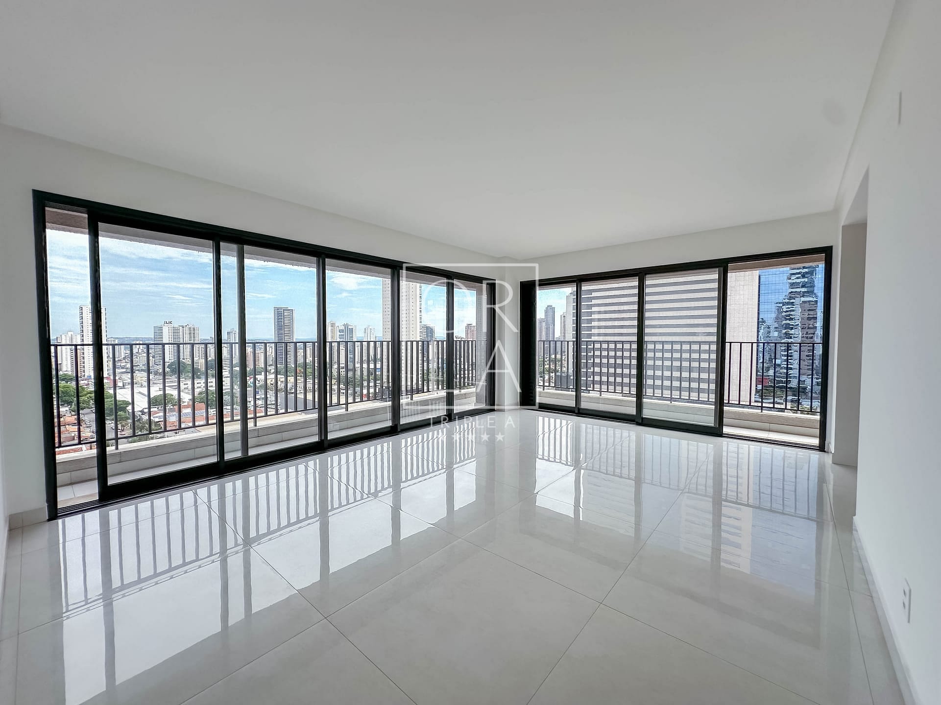 Apartamento à venda, Setor Bueno, Goiânia, GO