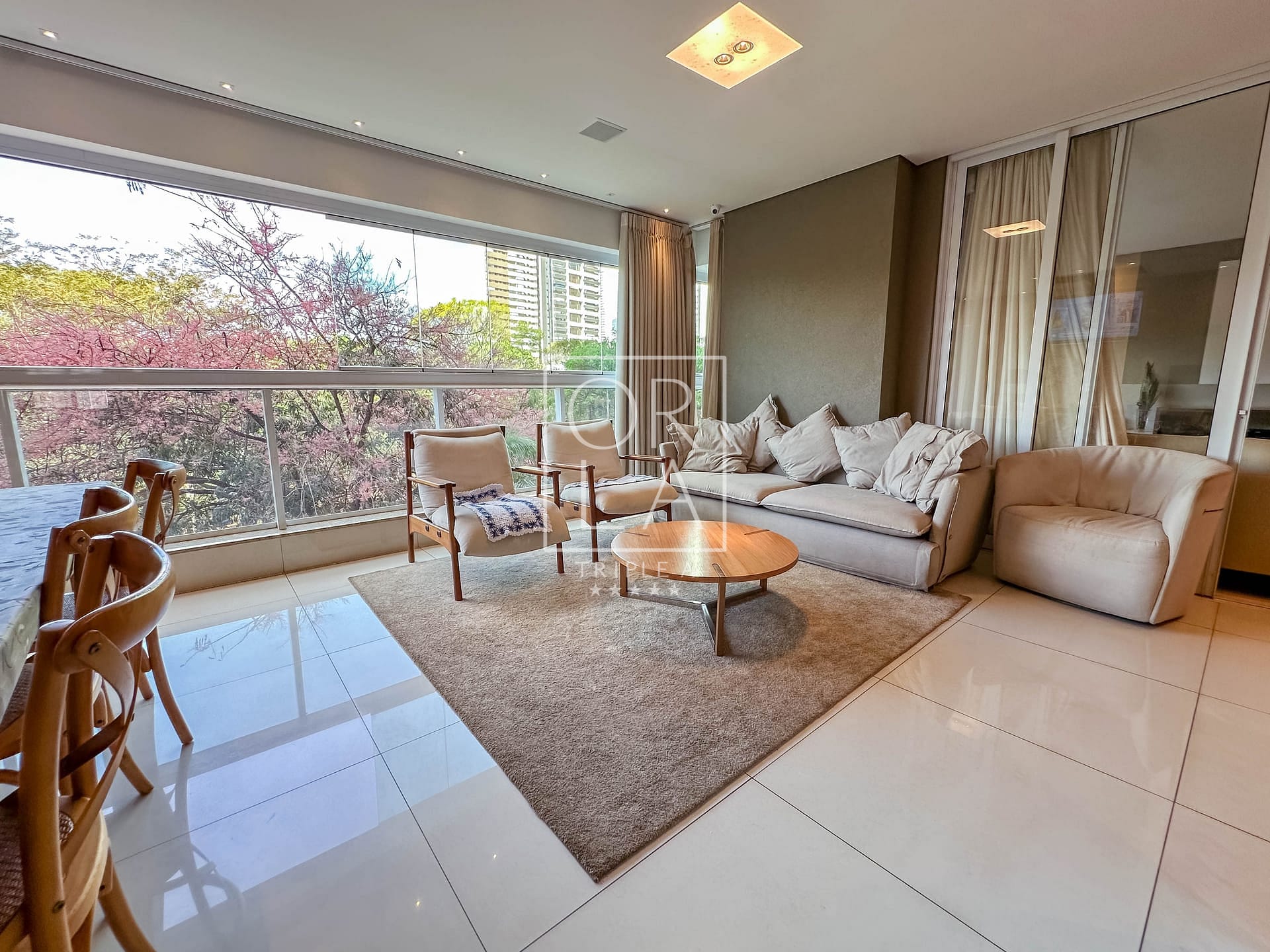 Apartamento padrão à Venda, Jardim Goiás, Goiânia, GO