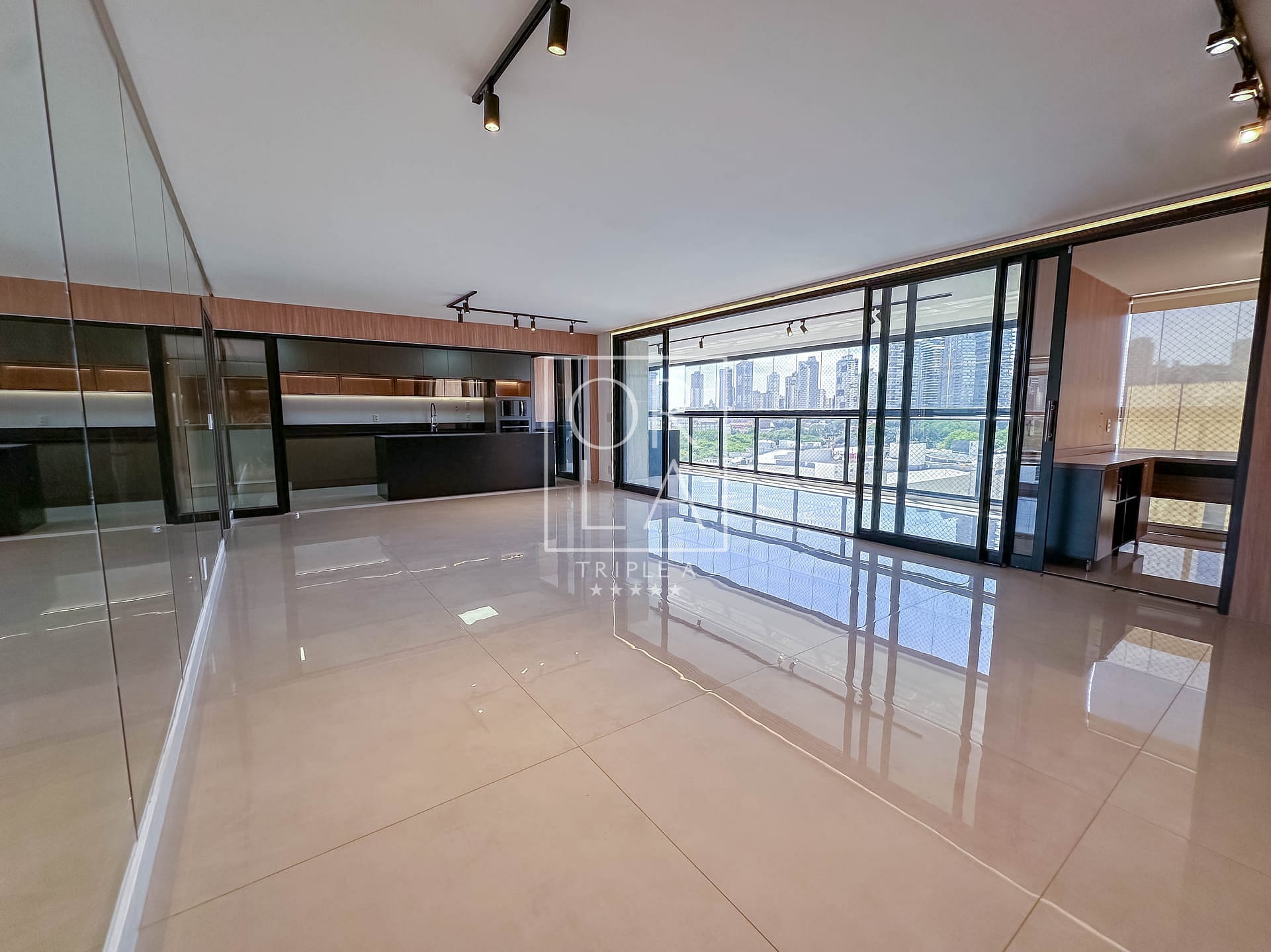 Apartamento à venda, Setor Bueno, Goiânia, GO