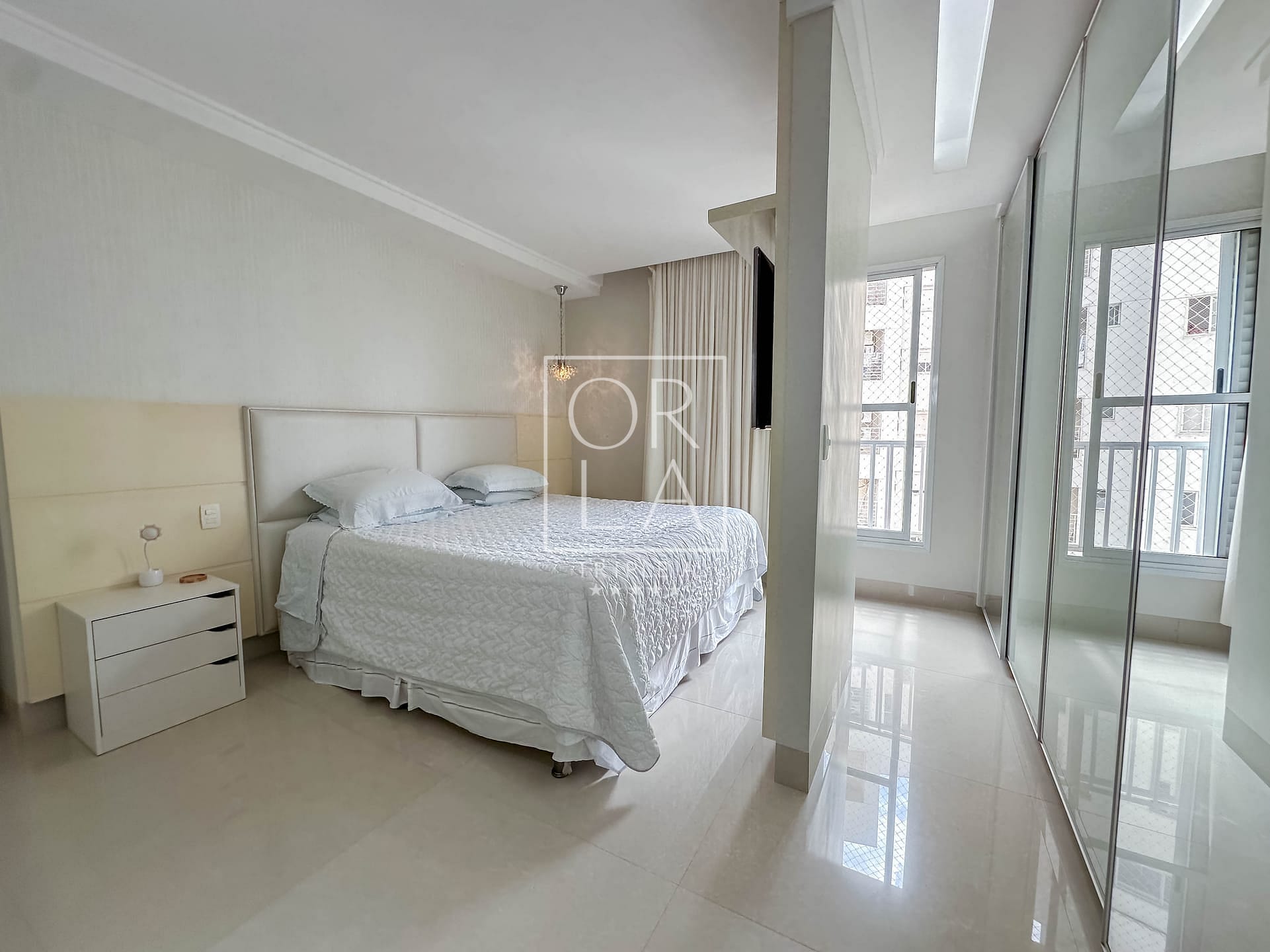 Apartamento padrão à Venda, Jardim Goiás, Goiânia, GO