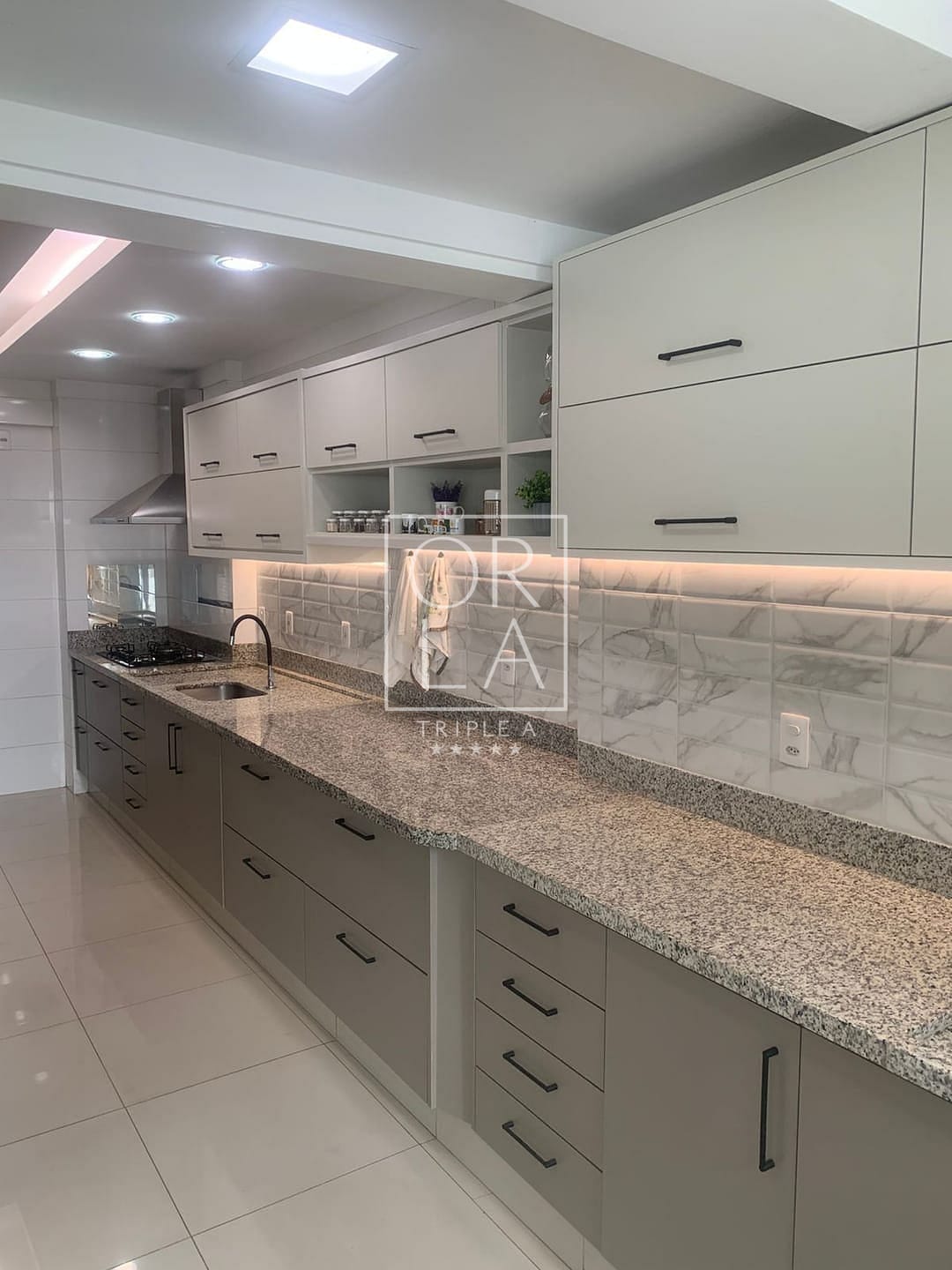 Apartamento à venda, Setor Bueno, Goiânia, GO