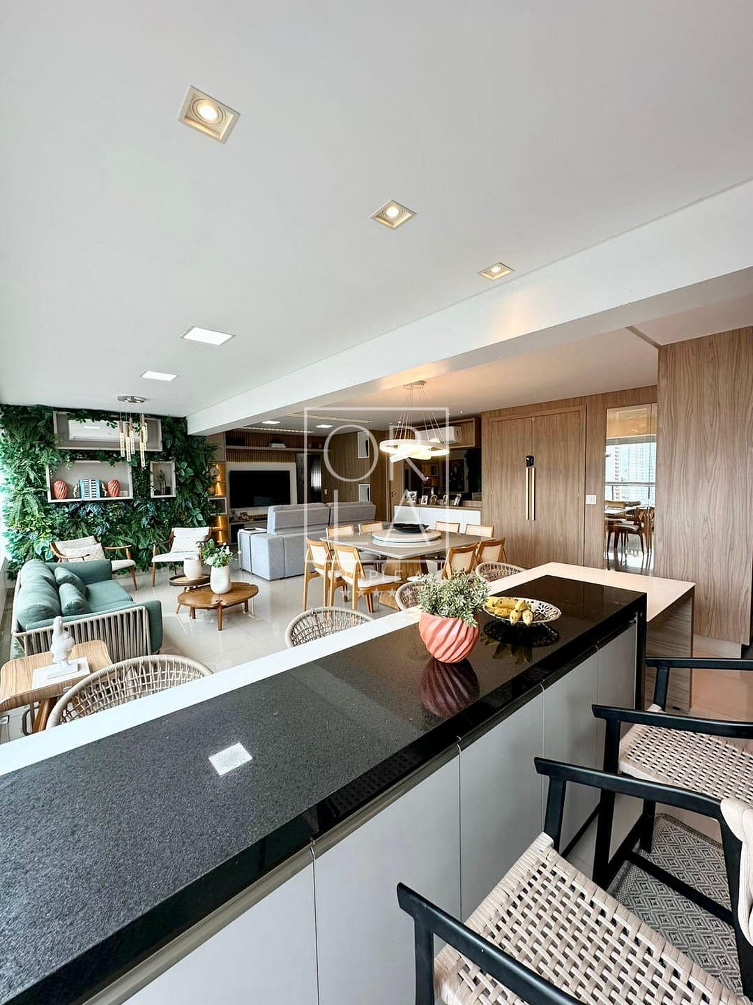 Apartamento à venda, Setor Bueno, Goiânia, GO