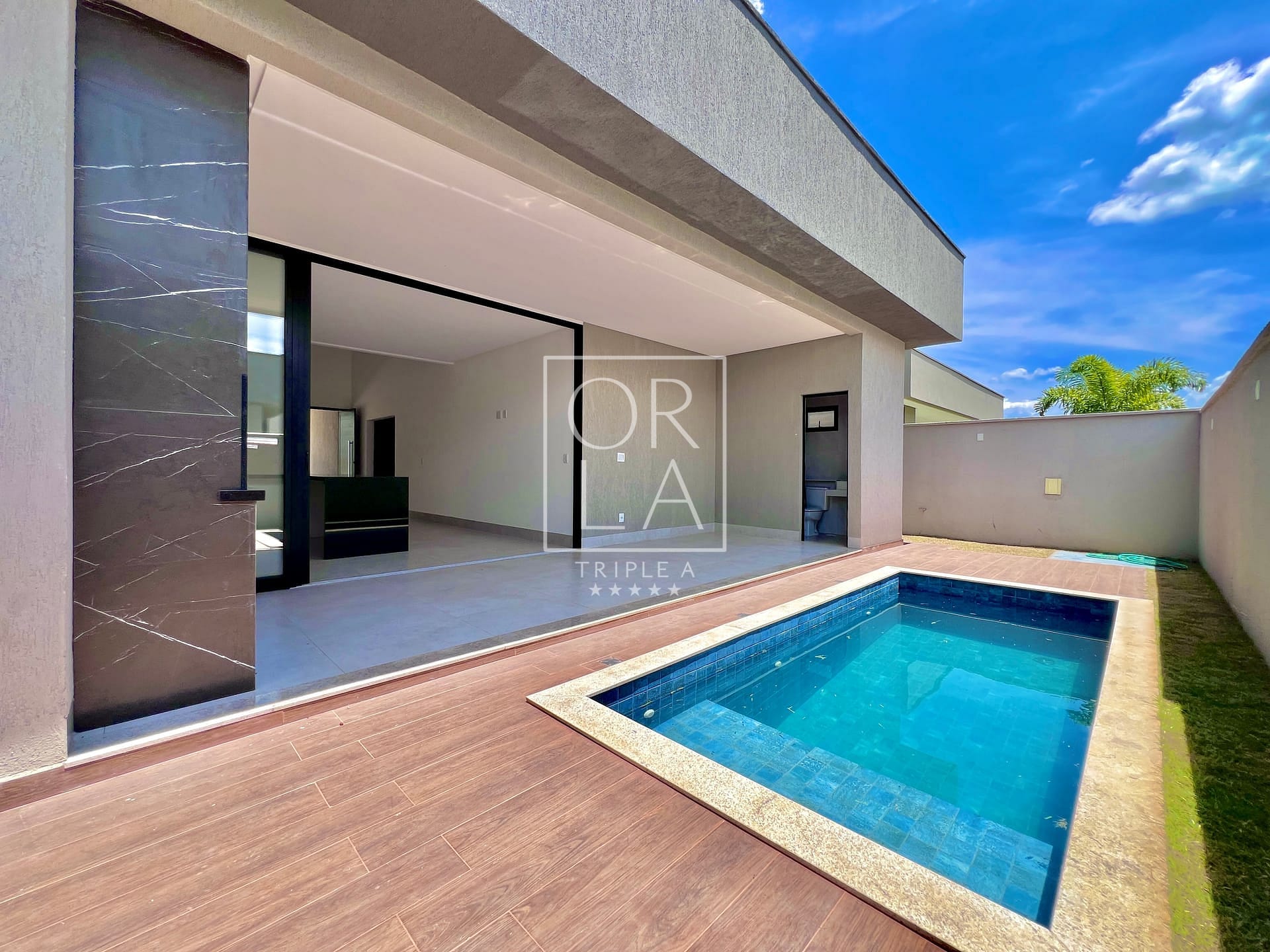 Casa Térrea à venda no Jardins Bolonha, Senador Canedo GO