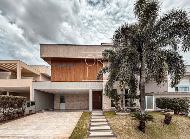 Sobrado Mobiliado no Jardins Verona