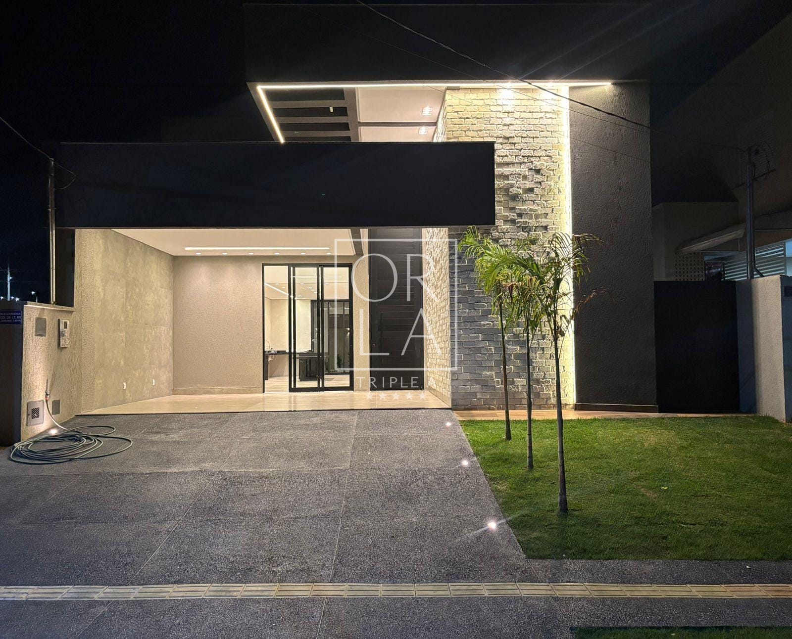 Casa à venda, Jardins Capri, Senador Canedo, GO