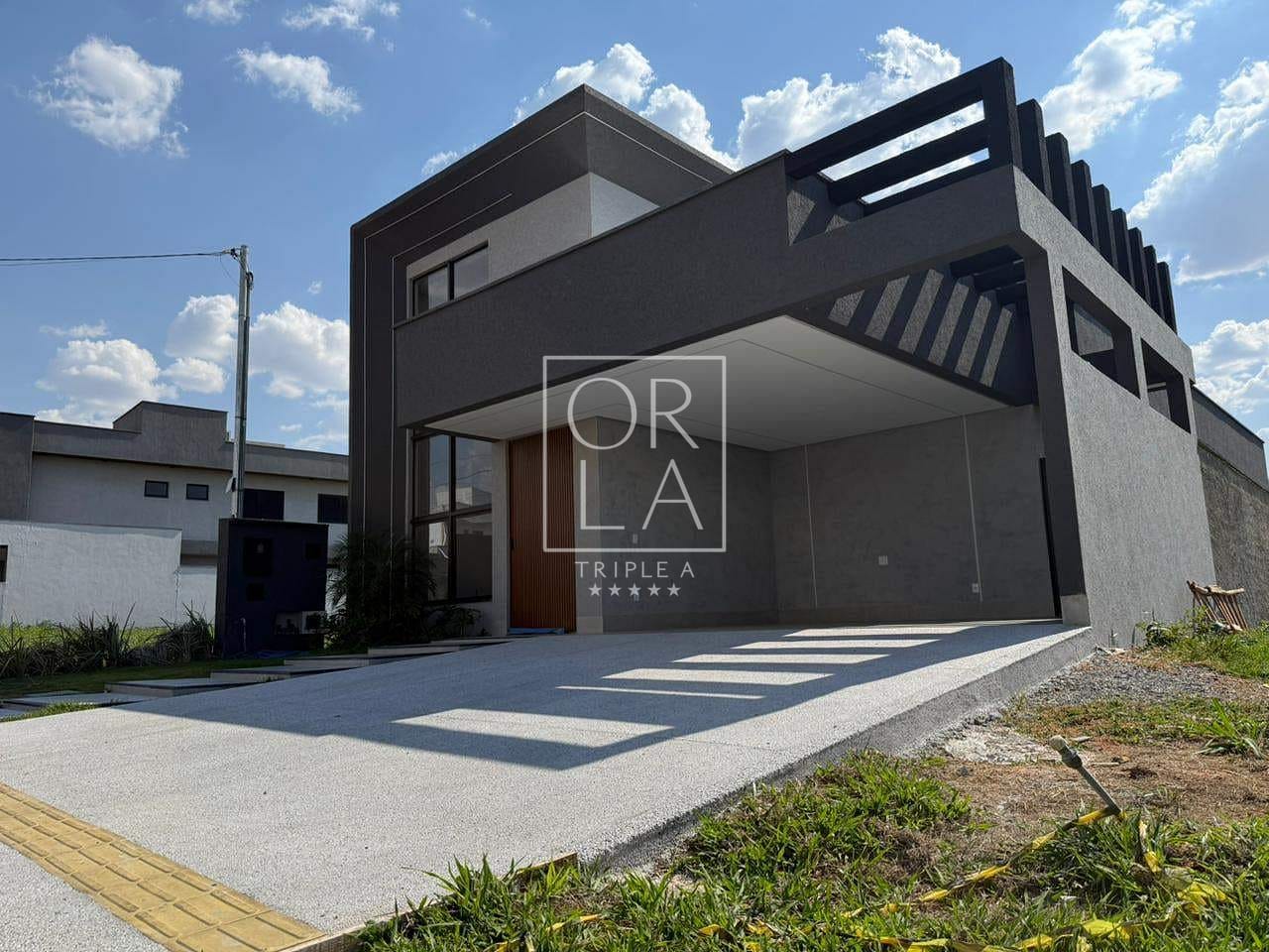 Casa à venda, Jardins Capri, Senador Canedo, GO