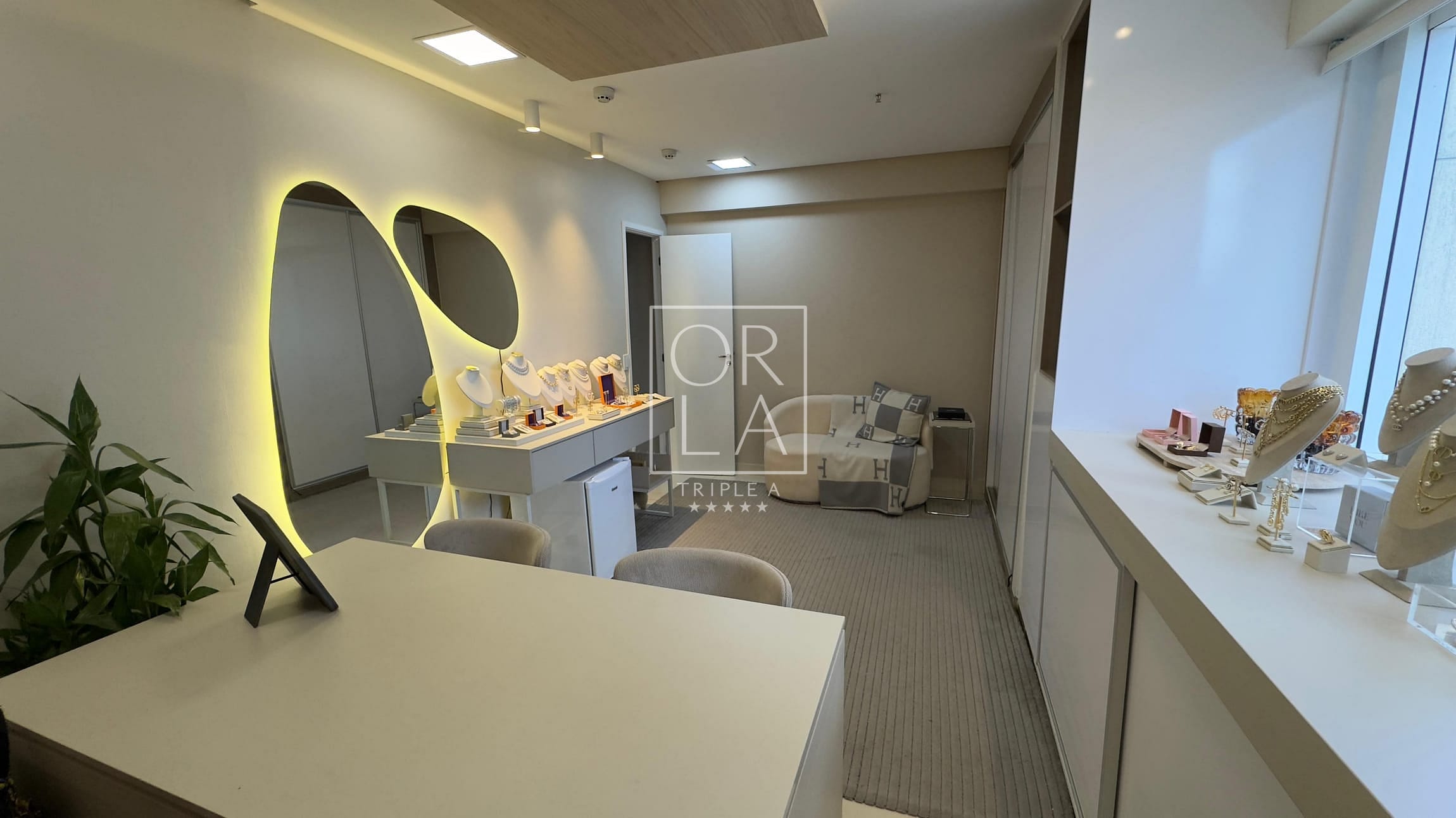 Sala à venda, Jardim Goiás, Goiânia, GO