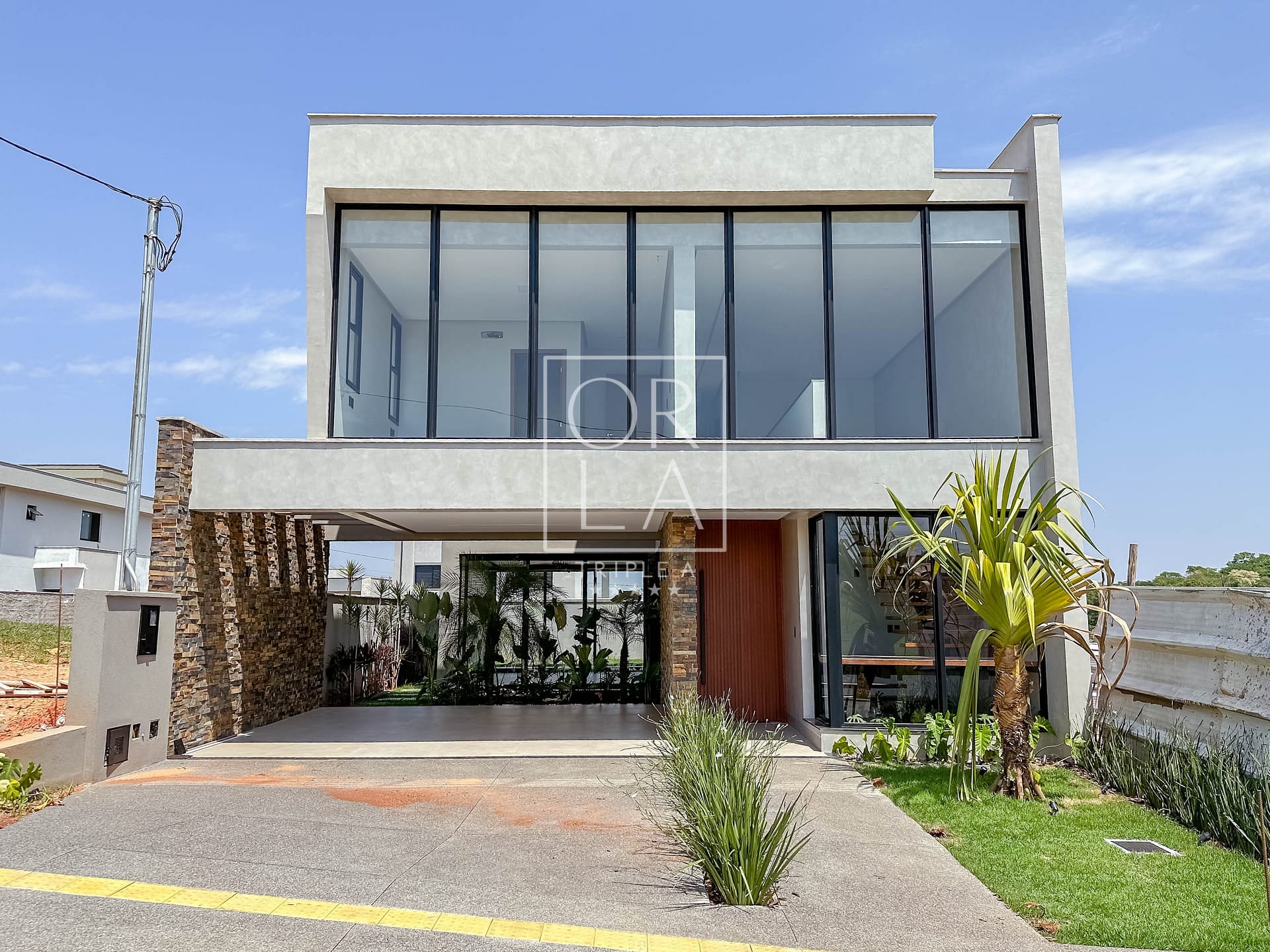 Sobrado à venda, Jardins Capri, Senador Canedo, GO