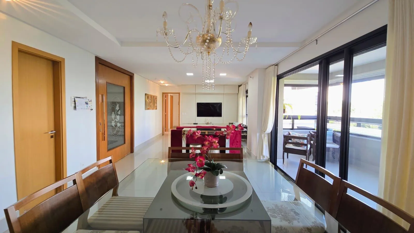 Lindo apartamento à venda no Jardim Goiás, Goiânia, GO